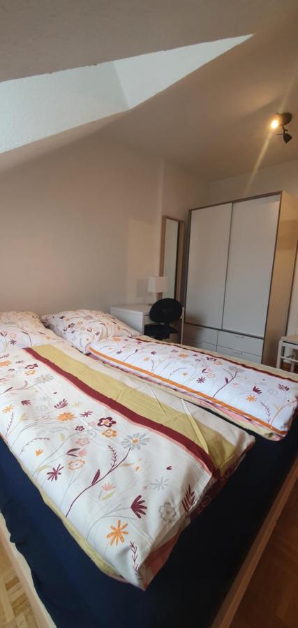 Privat Zimmer In Bad Homburg Bei Kurhaus バート・ホンブルク エクステリア 写真